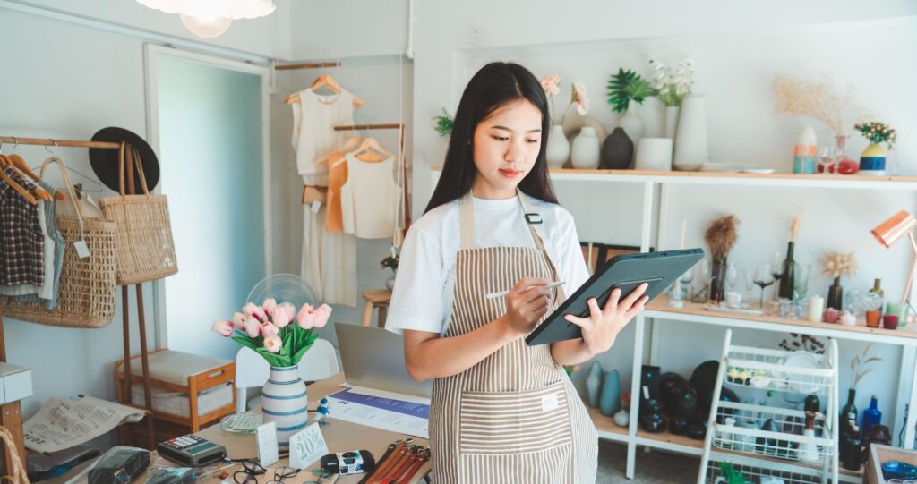 Customer Satisfaction Survey Tool (CSAT): Transform Feedback Into Actionable Insights
